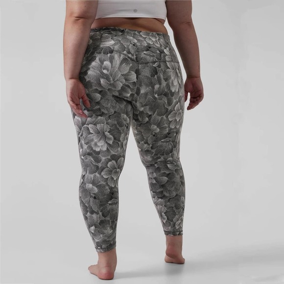 Athleta Elation Textured Tight Chakra Floral Black/ Seasalt 1X - Picture 6 of 15